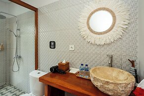 Graha Shanti Guest House