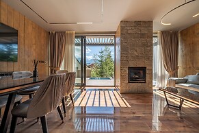 Monte Pine Chalet 1