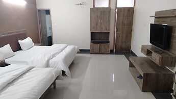Goroomgo the diamond leaf Chandigarh