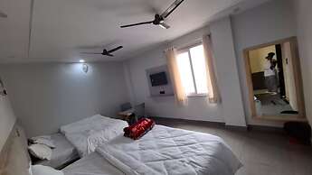 Goroomgo Heaven palace Haridwar