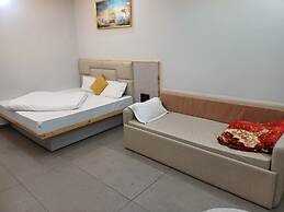 Goroomgo Heaven palace Haridwar