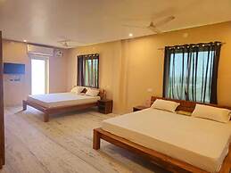 HOTEL AVAAS TripandTrip