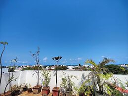 The French Villa Elite