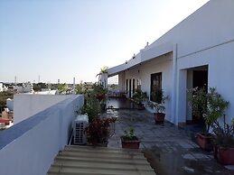 The French Villa Elite