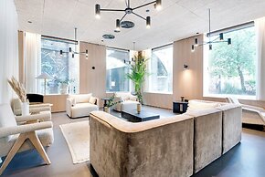 Camden Lock by condokeeper