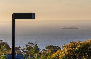 Stanford Luxury Pool Sauna Spa Tennis Court