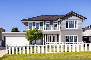 Mount Eliza Luxury Oasis