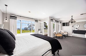 Mount Eliza Luxury Oasis