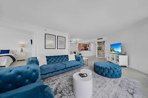 Opal Crush Water View-host Covers Service Fees