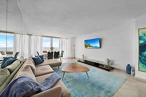 Florida Sunrise Pool Hot Tub