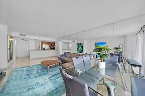 Florida Sunrise Pool Hot Tub