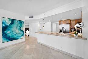 Florida Sunrise Pool Hot Tub