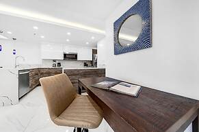 Serene and Modern Apartment Centrally Located