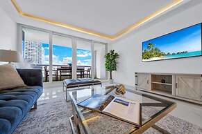 Serene and Modern Apartment Centrally Located