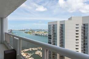 Bay Overlooking Condo With Balcony