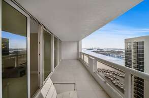 Bay Overlooking Condo With Balcony