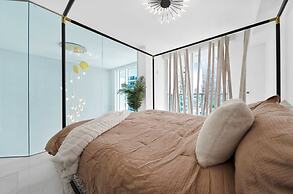 Sunbeam Plush 2 Story Loft