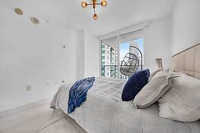 Sunbeam Plush 2 Story Loft