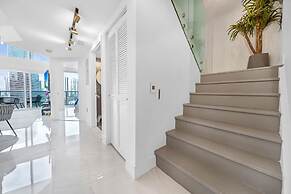 Sunbeam Plush 2 Story Loft