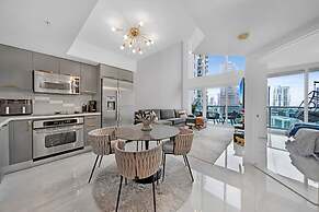 Sunbeam Plush 2 Story Loft