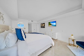 Bayside Breeze-host Covers Service Fees