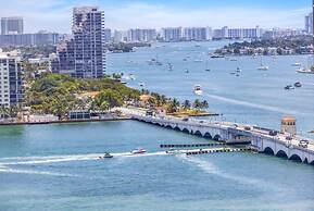 Bayside Breeze-host Covers Service Fees