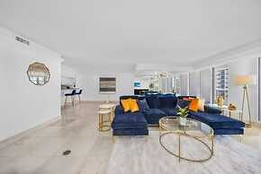 Bayside Breeze-host Covers Service Fees