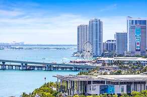 Bayside Breeze-host Covers Service Fees