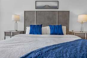 Sun Splash High Floor Pool