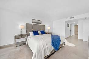 Sun Splash High Floor Pool