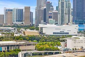 Sun Splash High Floor Pool
