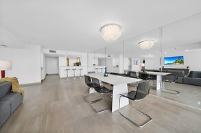 Sun Splash High Floor Pool