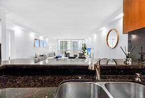 Unforgettable Water Views Oasis