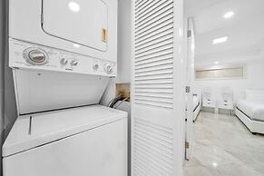 Unforgettable Water Views Oasis