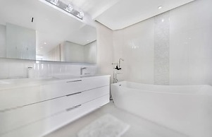 Tranquil Oasis Penthouse