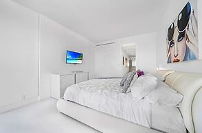 Tranquil Oasis Penthouse