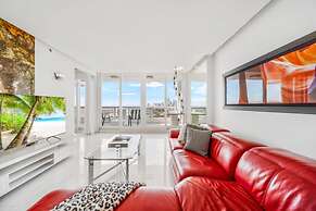 Tranquil Oasis Penthouse