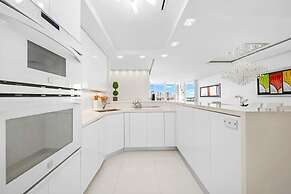 Tranquil Oasis Penthouse