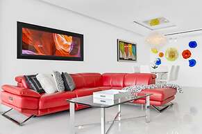 Tranquil Oasis Penthouse