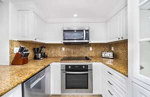 Florida Sunrise-host Covers Service Fees