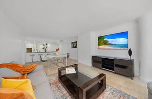 Florida Sunrise-host Covers Service Fees