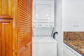 Stunning Balcony Views 4 Bedroom