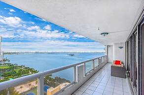 Stunning Balcony Views 4 Bedroom