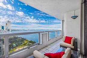Stunning Balcony Views 4 Bedroom