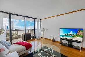 Stunning Balcony Views 4 Bedroom