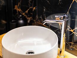 REGOLA LUXURY RELAIS