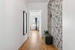 4ty3-Apartments Rochus-Market is calling