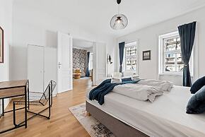 4ty3-Apartments Rochus-Market is calling