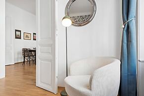 4ty3-Apartments Rochus-Market is calling