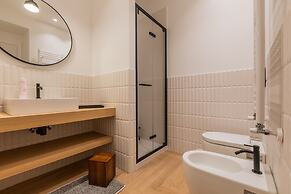 Le Giacose Design 1 by Wonderful Italy